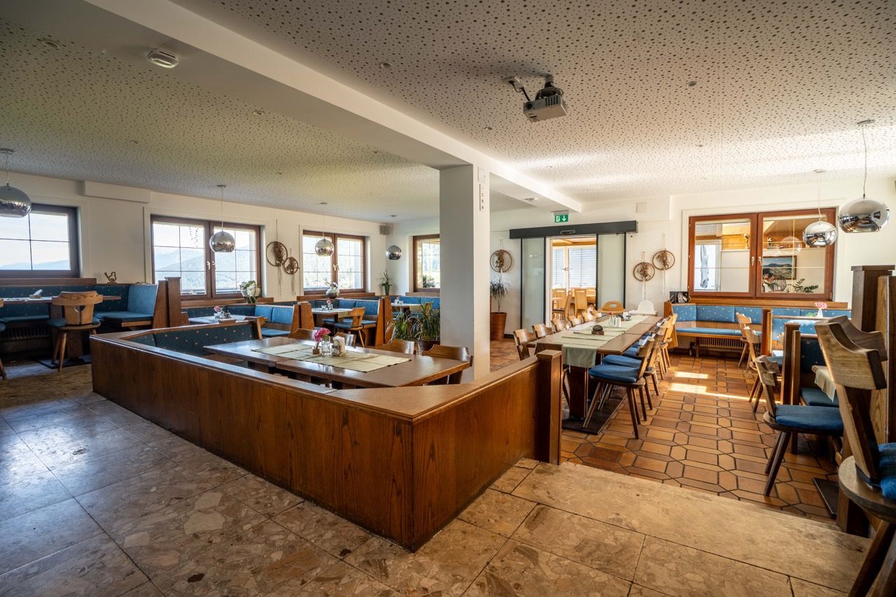 Gasthof Bergheim in Oberperfuss mit warmer Küche in unserem Restaurant
