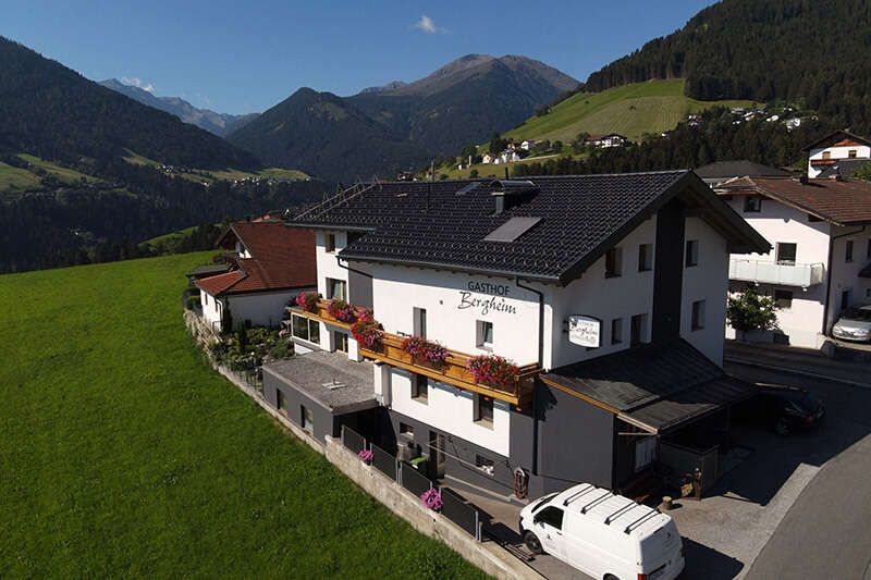 Gasthof Bergheim in Oberperfuss mit warmer Küche in unserem Restaurant